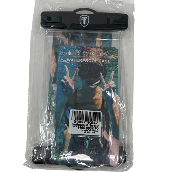Universal Waterproof Phone Case Up to 6.5" - Picture 1 of 4